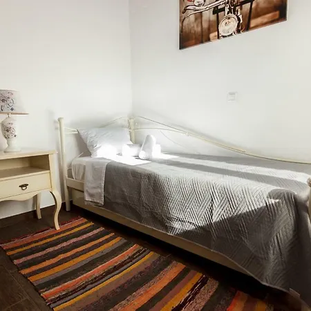 Stone House-athina * Peleta