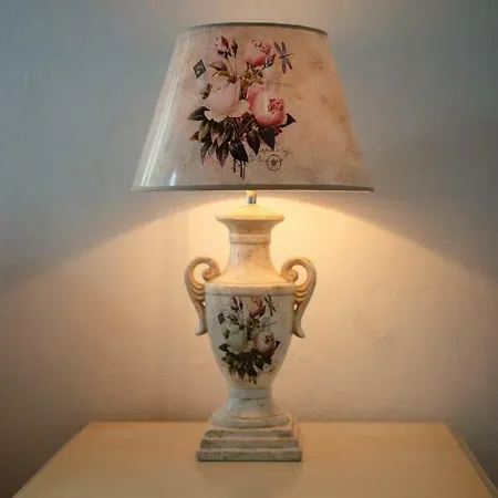 Stone House-athina Nyaraló *