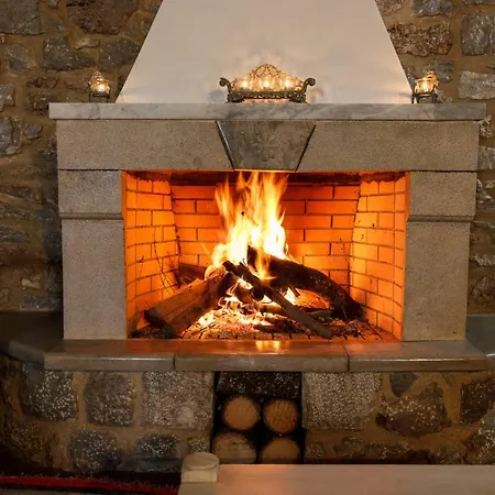 Nyaraló Stone House-athina Peleta